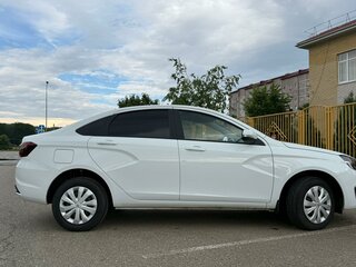 2026 Lada (ВАЗ) Vesta I Рестайлинг (NG), белый, 1505000 рублей, вид 4