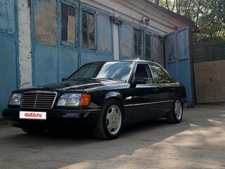 1991 Mercedes-Benz W124 200, чёрный, 900000 рублей, вид 4