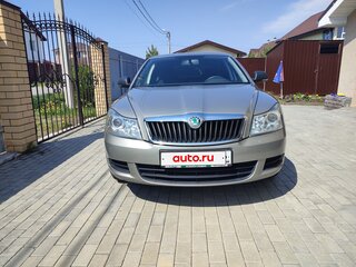 2011 Skoda Octavia II (A5) Рестайлинг, серый, 800000 рублей, вид 2