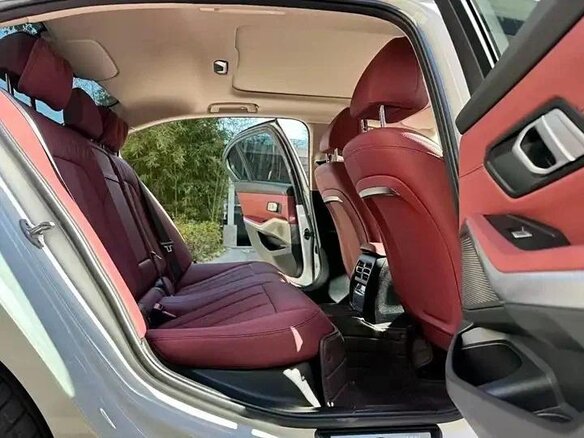 2023 BMW 3 серии Long 320Li VII (G2x) Рестайлинг, белый, 3280000 рублей - вид 9
