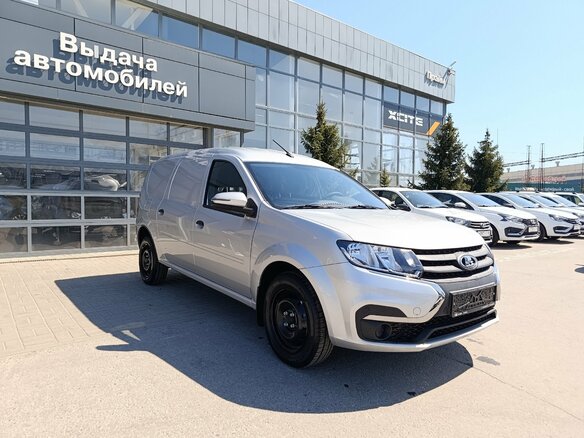2026 LADA (ВАЗ) Largus, серебристый, 1692000 рублей