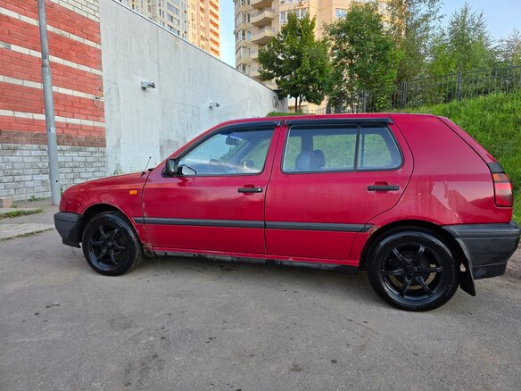 1994 Volkswagen Golf III, красный - вид 1