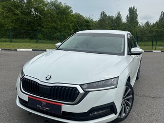 2021 Skoda Octavia IV (A8), белый, 2160000 рублей, вид 4