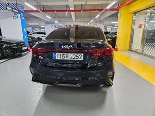 2023 Kia K3 II Рестайлинг, синий, 1460000 рублей, вид 4