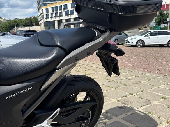2013 Honda NC 700X, серебристый, 550000 рублей - вид 8
