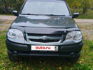 2013 Chevrolet Niva I Рестайлинг, зелёный, 700000 рублей, вид 1