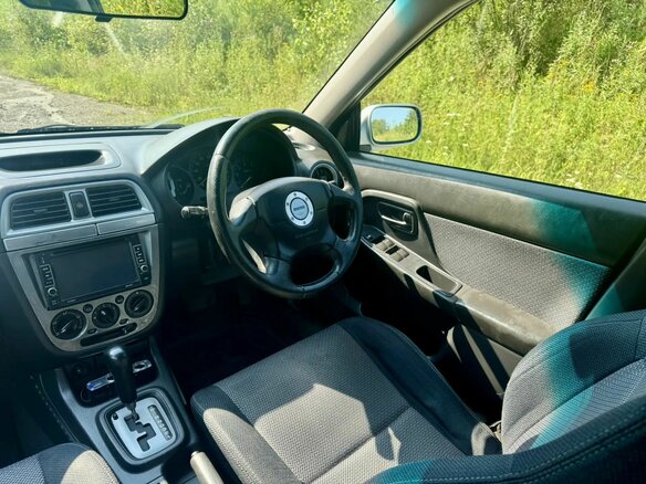 2001 Subaru Impreza II, серебристый, 345000 рублей - вид 8