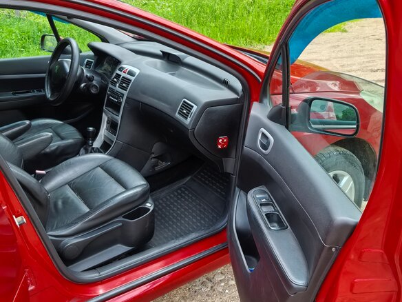 2007 Peugeot 307 I Рестайлинг, красный, 320000 рублей - вид 5
