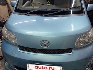 2005 Toyota Porte I, голубой, 650000 рублей, вид 2