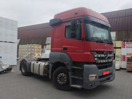 2011 Mercedes-Benz Axor, красный, 1100000 рублей, вид 5