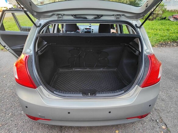 2011 Kia Ceed I Рестайлинг, серебристый, 640000 рублей - вид 10