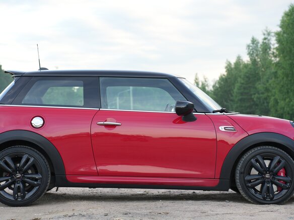 2019 Mini Hatch JCW III (F55/F56) Рестайлинг, красный - вид 7