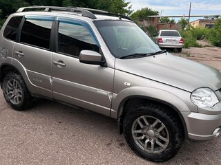2013 Chevrolet Niva I Рестайлинг, серый, 450000 рублей, вид 3