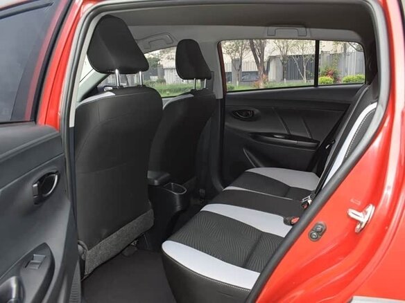 2023 Toyota Yaris L XP150 Рестайлинг, красный - вид 14