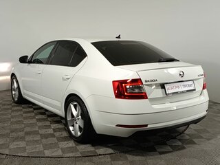 2019 Skoda Octavia III (A7) Рестайлинг, белый, 1900000 рублей, вид 5