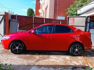 2013 Kia Cerato 6-speed II, красный, 645000 рублей, вид 4