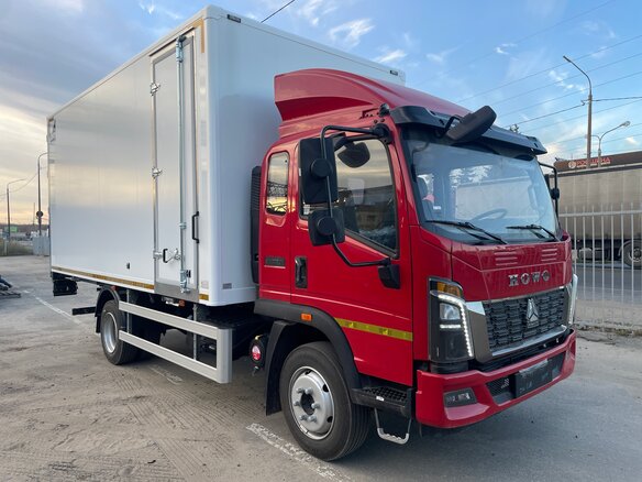 2026 Sinotruk Howo 4X2, красный, 6600000 рублей - вид 1
