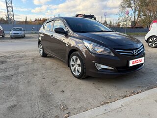 2016 Hyundai Solaris I Рестайлинг, коричневый, 1050000 рублей, вид 4