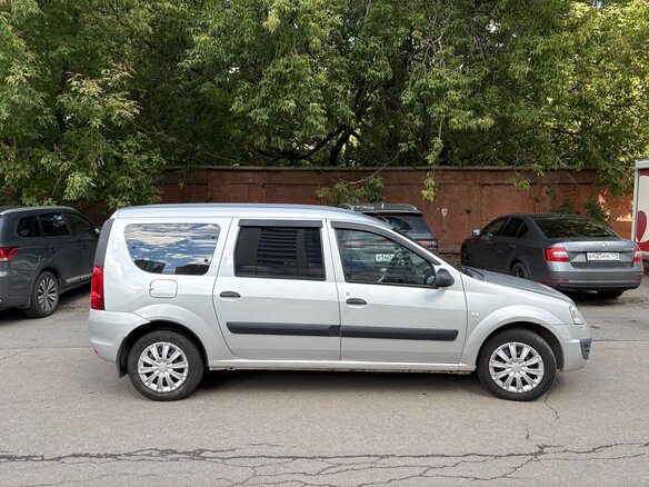 2012 Lada (ВАЗ) Largus I, серебристый, 550000 рублей - вид 1