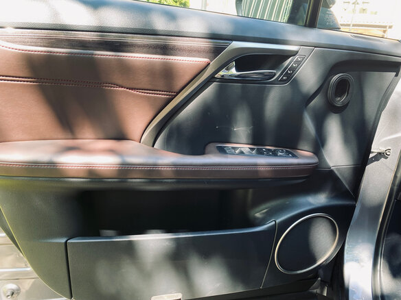 2019 Lexus RX 300 IV Рестайлинг, серый, 5000000 рублей - вид 9