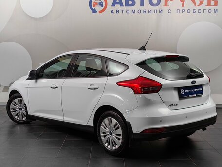 2017 Ford Focus III Рестайлинг, белый, 959000 рублей, вид 2