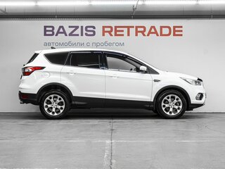 2018 Ford Kuga II Рестайлинг, белый, 1685000 рублей, вид 4