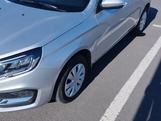 2024 Lada (ВАЗ) Vesta I Рестайлинг (NG), серебристый, 1349000 рублей, вид 1