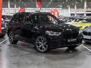 2022 BMW X5 45e IV (G05/G18), чёрный, 6792093 рублей, вид 5