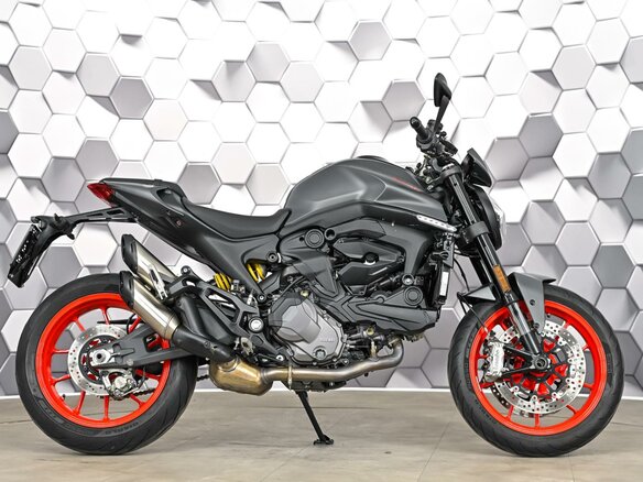 2023 Ducati Monster 937, серый, 899000 рублей - вид 2