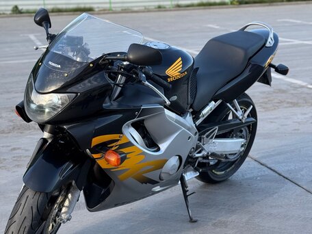 1999 Honda CBR 600F, чёрный, 390000 рублей, вид 2