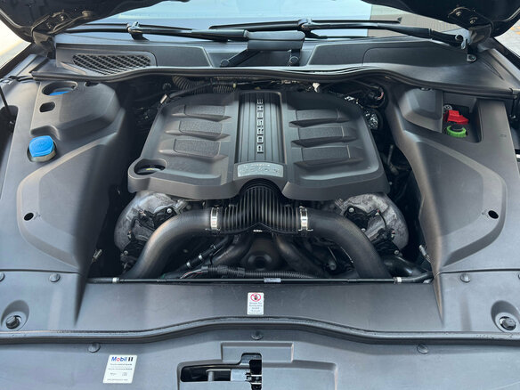2015 Porsche Cayenne S II Рестайлинг (958), чёрный, 3790000 рублей - вид 35