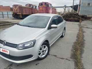 2015 Volkswagen Polo V, серебристый, 980000 рублей, вид 1
