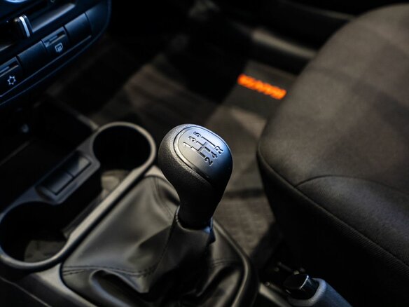 2026 Lada (ВАЗ) Granta I Рестайлинг, белый, 1290000 рублей - вид 11