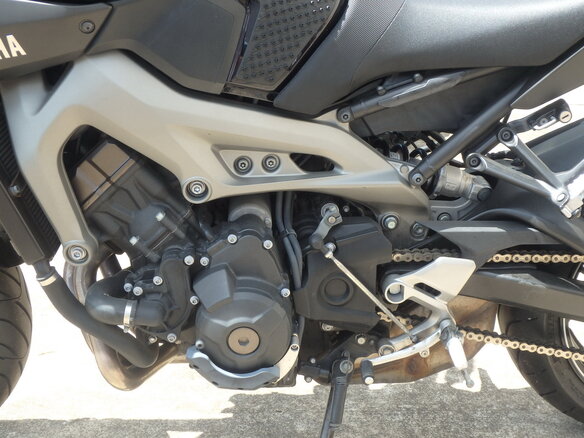 2016 Yamaha MT-09 (FZ-09), фиолетовый - вид 7