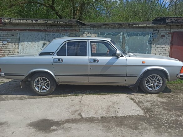 2003 ГАЗ 3102 «Волга», серебристый, 400000 рублей - вид 3