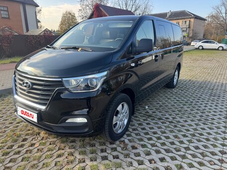2018 Hyundai Grand Starex I Рестайлинг 2, чёрный, 3550000 рублей, вид 1