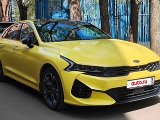 2021 Kia K5 III, жёлтый, 2999999 рублей, вид 1