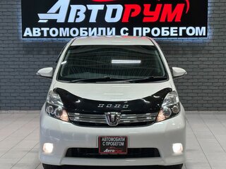 2014 Toyota ISis I Рестайлинг, белый, 1290000 рублей, вид 3