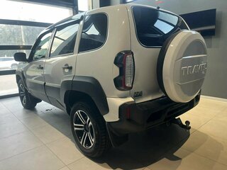 2024 Lada (ВАЗ) Niva Travel I, белый, 965000 рублей, вид 2