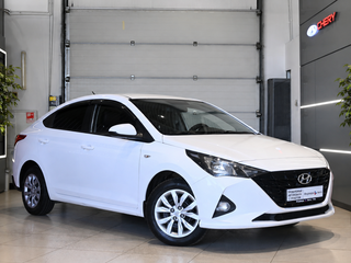 2021 Hyundai Solaris II Рестайлинг, белый, 1199000 рублей, вид 1