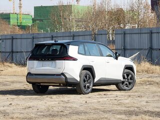 2026 Toyota RAV4 VI (XA60), белый, 4250000 рублей, вид 3