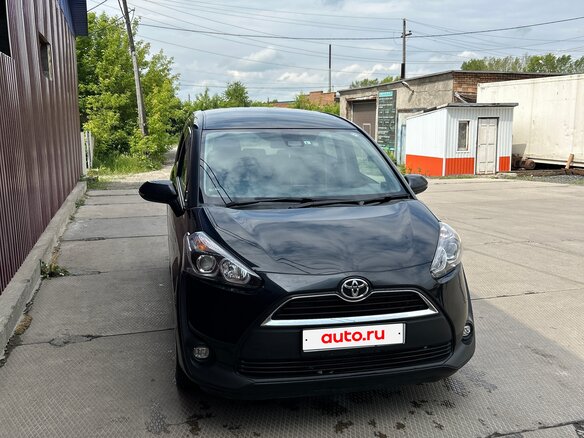 2017 Toyota Sienta II, чёрный, 1300000 рублей - вид 1
