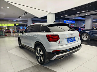 2022 Audi Q2 L 35 TFSI I Рестайлинг, белый, 1617009 рублей, вид 5