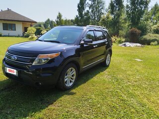 2015 Ford Explorer V, чёрный, 1850000 рублей, вид 2