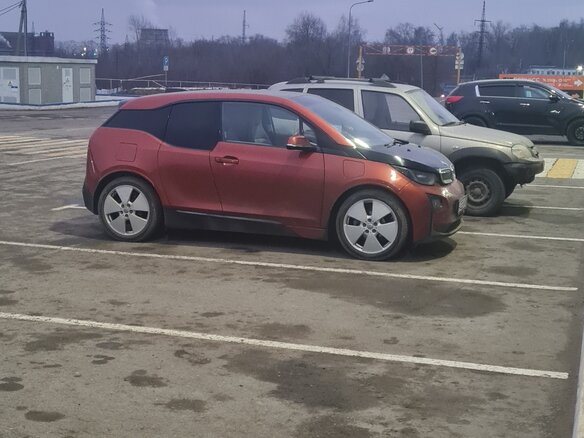 2014 BMW i3 I (I01), оранжевый, 1550000 рублей - вид 10