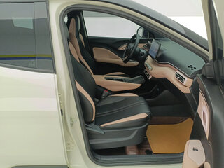 2026 BYD Seagull 38.88 kWh I Рестайлинг, бежевый, 1384003 рублей, вид 4