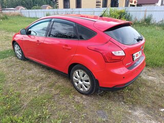 2013 Ford Focus III, красный, 498000 рублей, вид 5