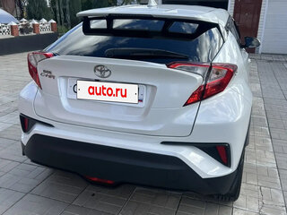 2019 Toyota C-HR I, белый, 2250000 рублей, вид 3