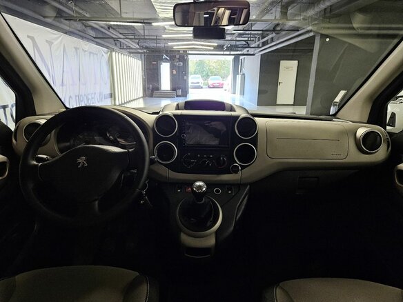 2013 Peugeot Partner II Рестайлинг, бежевый - вид 11