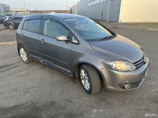 2010 Volkswagen Golf Plus II, серый, 585000 рублей, вид 2